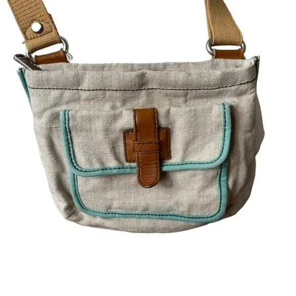 FOSSIL Crossbody Bag in Tan Canvas with Long Leather Straps - Picture 4 of 10